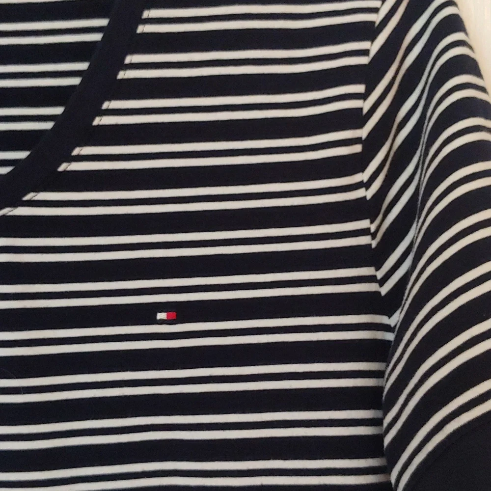 Tommy Hilfiger Navy/White Scoop Neck Cotton Dress. Size Large - Picture 6 of 8